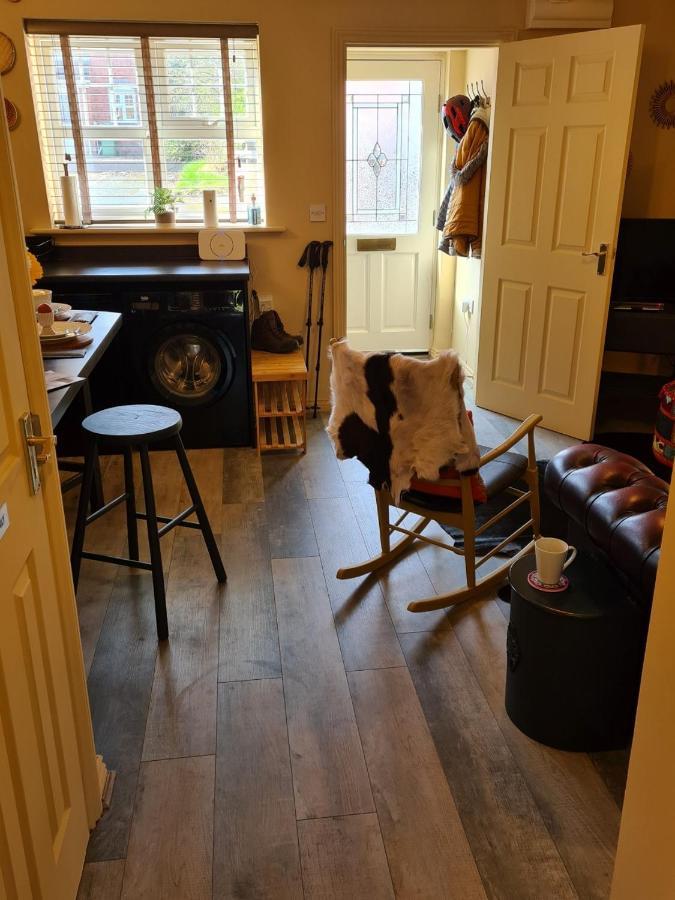 The Shambles By Spires Accommodation A Boho Styled Place To Stay Just 3 Miles From Birches Valley Visitors Centre Cannock Chase Rugeley Exteriör bild