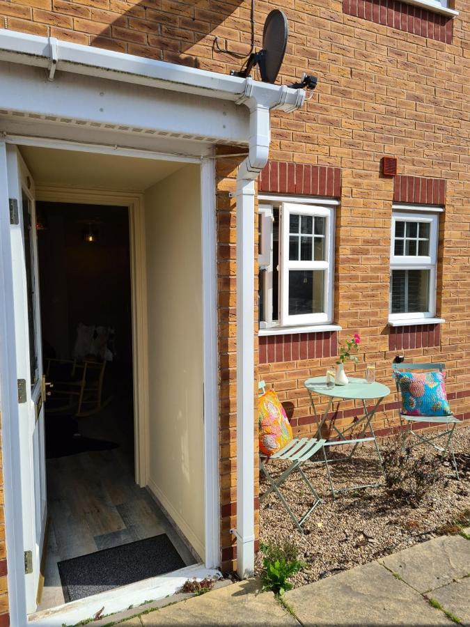 The Shambles By Spires Accommodation A Boho Styled Place To Stay Just 3 Miles From Birches Valley Visitors Centre Cannock Chase Rugeley Exteriör bild