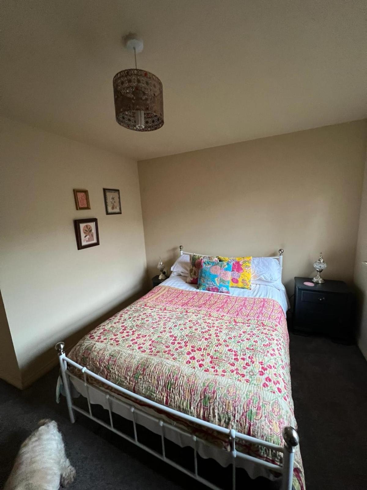 The Shambles By Spires Accommodation A Boho Styled Place To Stay Just 3 Miles From Birches Valley Visitors Centre Cannock Chase Rugeley Exteriör bild